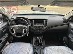 میتسوبیشی L200